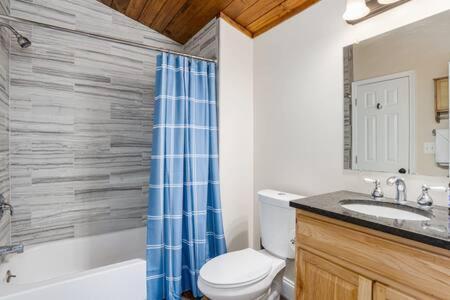 Harpers Ferry Cabin Hot Tub, Deck, Fire Pit, Wifi Εξωτερικό φωτογραφία