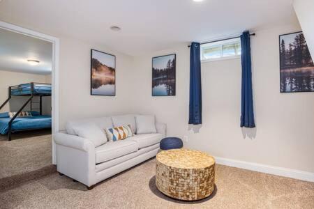 Harpers Ferry Cabin Hot Tub, Deck, Fire Pit, Wifi Εξωτερικό φωτογραφία