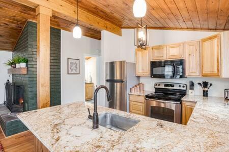 Harpers Ferry Cabin Hot Tub, Deck, Fire Pit, Wifi Εξωτερικό φωτογραφία