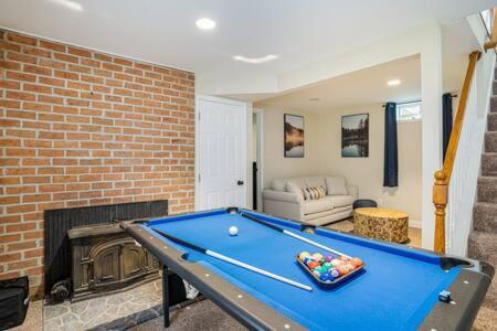 Harpers Ferry Cabin Hot Tub, Deck, Fire Pit, Wifi Εξωτερικό φωτογραφία